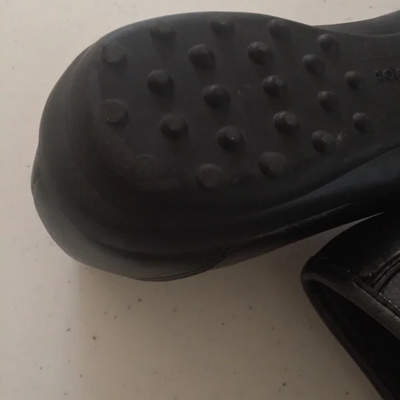 Solesenseability Black Patent Cap Ballet Flats 6 - Picture 12 of 16